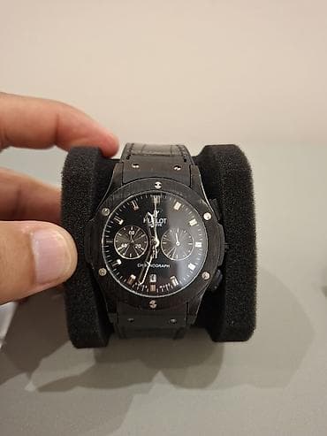 Saat çox seliqeli istifade edilib xronoqraflar işləkdir Hublot