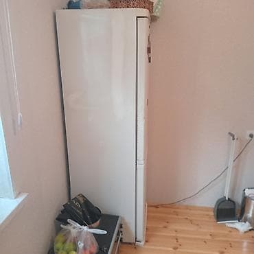 samsung note 11: Ağ rəngli iki bölməli soyuducu - Yuxarıda geniş soyutma bölməsi — 3