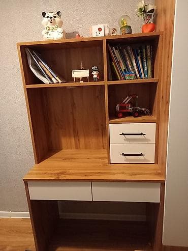 usaq stolu: Oğlan və qız üçün, İşlənmiş, Siyirməli, Yazı masası, Stulsuz — 1