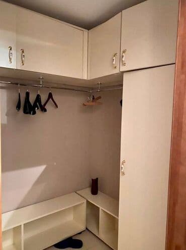 gunəşlidə kirayə evlər: Xətai metrosu yaxınlığında, 9 mərtəbəli binanın 5-ci mərtəbəsində — 10