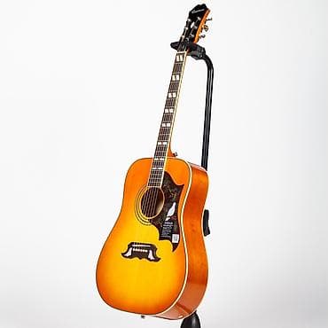 Epiphone akustik gitara
model:dove pro
canta hediyye — 1