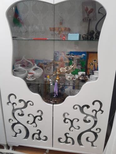 Biznes üçün program təminatı: Şüşəli dolab vitrini — 3