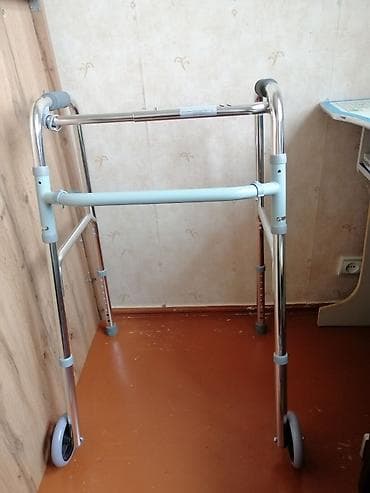 yürüş bandı: Təkərlı gəzinti çərçivəsi (rollyator tipli yürüteç) - Material — 4