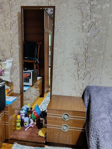 Masalar və oturacaqlar: İkinəfərlik çarpayı, Dolab, Rusiya, İşlənmiş — 2