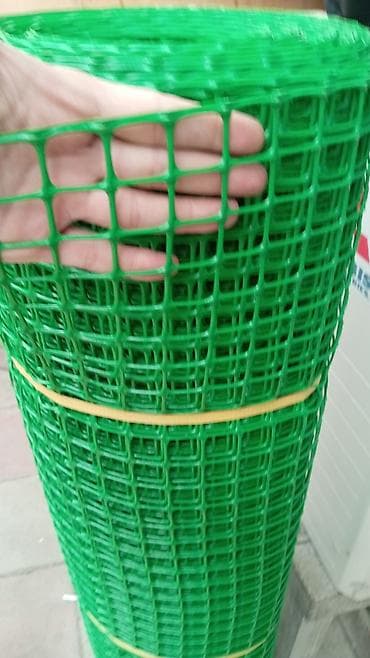 Plastik tor şəbəkə (yaşıl), rulon şəklində. - Material: UV-dayanıqlı