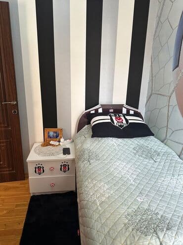 uşaq otağı üçün pərdələr: İkinəfərlik çarpayı, Dolab — 9