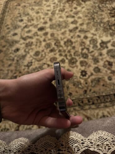 Ferrari: IPhone 13 Pro, 128 GB, Simsiz şarj — 3