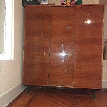 skaf paltar: Taxta paltar şkafı – 3 qapılı, klassik dizayn - Material: ağac — 2