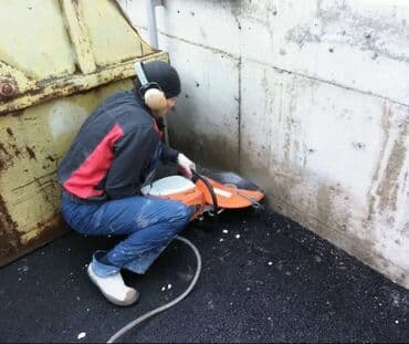 qumlama xidmeti: Beton kesen beton kesimi betondeşen beton kəsmə deşmə xidməti səssiz — 14