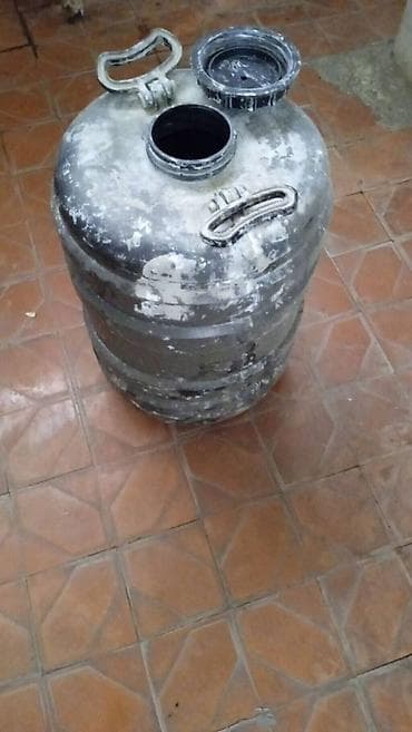 70 litr su tutur çəllək boçka plastikdir lalafo.az -da 70 litr su tutur çəllək boçka plastikdir