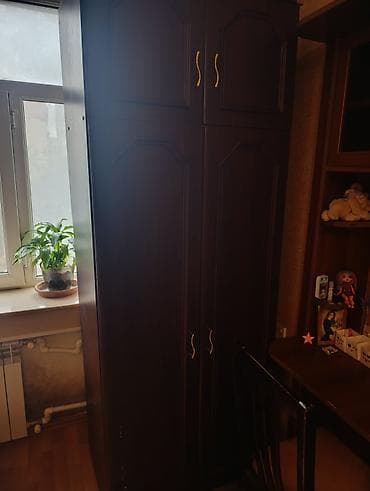 Qonaq otağı üçün mebel dəsti Tərkib: - Böyük divar seksiyası: tünd — 2