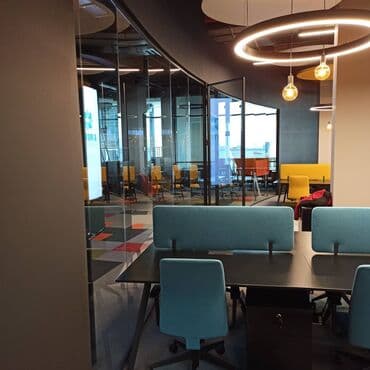 qapi elanlari: 1. Cam Balkon Qatlanan Sistem 2. Cam Balkon Sürgülü Sistemi 3. Cam — 14