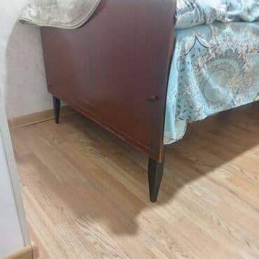 Спальные гарнитуры: Односпальная кровать, Без подьемного механизма, Без матраса, Без выдвижных ящиков — 1