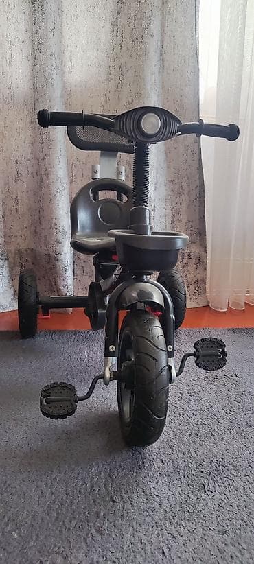 velik: Uşaq üçtəkərli velosipedi – qara rəng - Ön təkərdə pedallı klassik — 1