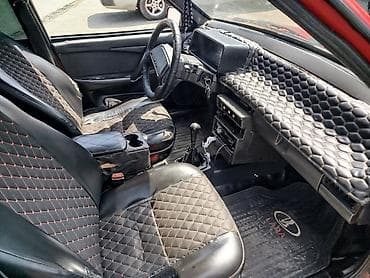 chevrolet satis merkezi: VAZ 2109 hatchback – 5 qapı, qırmızı rəng. Texniki xüsusiyyətlər: - — 7