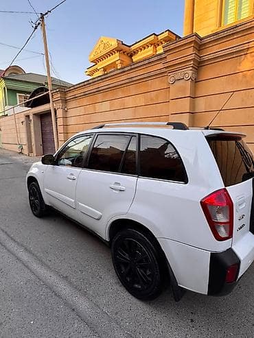 Chery Tiggo (T11): 1.9 l | 2013 il 20041 km Ofrouder/SUV — 5
