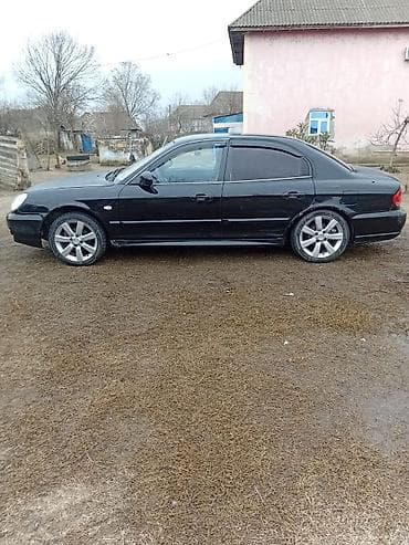 traktorlarin satisi: Hyundai Sonata sedan - Kuzov: qara rəng, 4 qapılı sedan - Mühərrik — 3