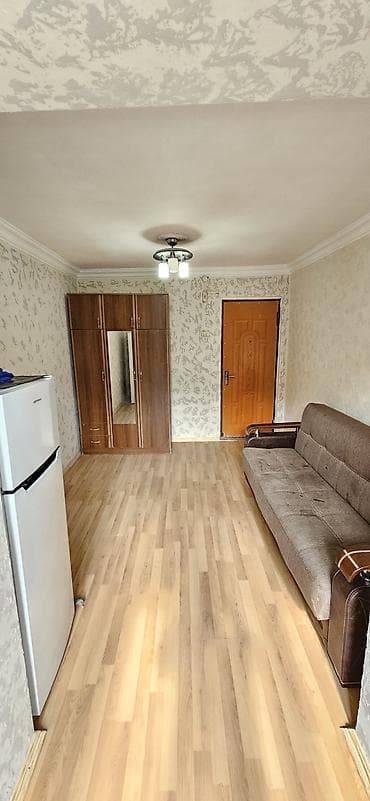 kreditle evler: Komunal qiymete daxildir. Elmler metrosu Baki dovlet univer yani 53 — 2