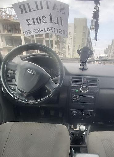 radiator acari: VAZ (LADA) Priora: 1.6 l | 2012 il 20000 km Sedan — 6