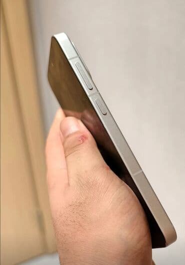 oneplus: OnePlus 13R, 256 GB, rəng - Qırmızı, İki sim kartlı — 8