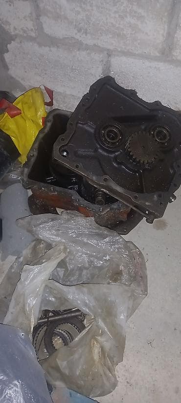 e39 m bufer: Avtokar forklift karopkasi.balkancar Tərkib: - Döküm korpus (üst və — 1