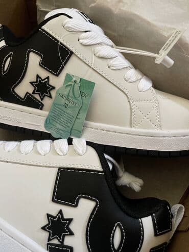 Balenciaga, Ölçü: 40, rəng - Ağ, Yeni