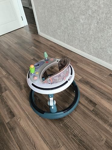 baby walker: Uşaq gəzdirıcisi / yürüteç - Dairəvi dayaq bazası və 6 kiçik təkər — 2