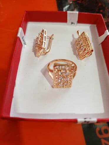 женские толстовки на молниями: Üzük və sırğalar - Metal: qızılı tonlu qirmizi rus qizili rengi - — 7