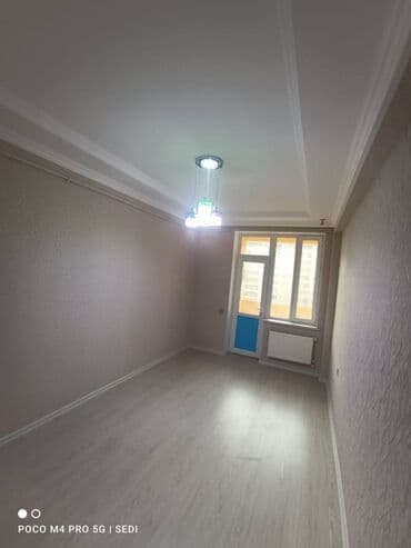 9 ci mikrorayon satilan evler: 2 otaqlı, Yeni tikili, 67 kv. m — 3