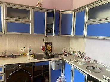 Mətbəx mebeli dəsti – künc yerləşimli, üst və alt dolablarla komplekt — 2