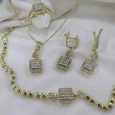 Rengi getmeyen xupin bujiteriyalrin mekani mallara zəmanet verilir