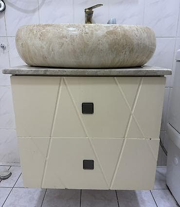 hamam vanna: Hamam lavabosu və şkaf dəsti - Üst hissə: təbii daş görünüşlü, oval — 1