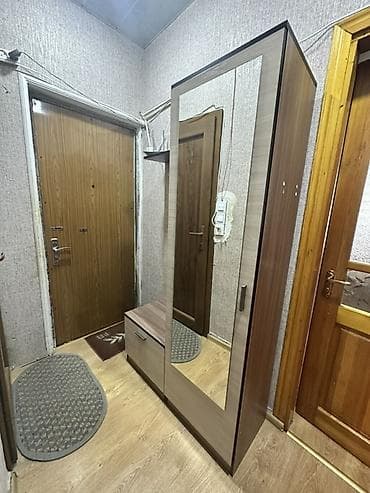 2el dolablar: 1 qapı, Güzgülü, Qəhvəyi, Digər material, Açılan, Düz dolab — 2