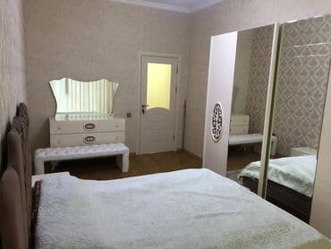 ehmedlide kiraye evler 3 otaqli: Bayıl qəsəbəsində, Məscidin yaxınlığında, “Bulvar Rezidence”də, 22 — 5