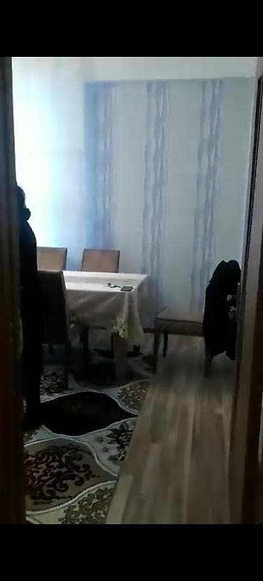 kiraye evler 28: Binəqədi rayonu .Cavadxan küç .Memar Ecemi metrosun yaxınlıqı .54 — 9