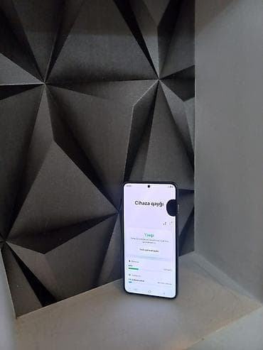 samsung kohnə: Samsung Galaxy S23, 256 GB, rəng - Yaşıl, Simsiz şarj — 4