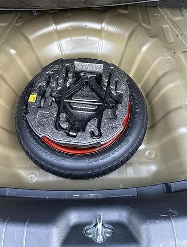 hunday santefe: Hyundai Elantra: 2 l | 2019 il Sedan — 3