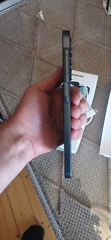 samsung galaxy note 2: Samsung Galaxy A16, цвет - Черный, Отпечаток пальца — 3