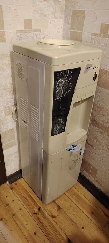 su masini: Dispenser Nikai, Döşəməüstü, Su isitmə ilə, İşlənmiş — 1