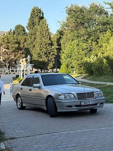 Mercedes-Benz C-Class: 1.8 l | 2000 il Sedan lalafo.az -da Mercedes-Benz C-Class: 1.8 l | 2000 il Sedan