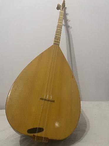 Musiqi alətləri: Türk sazı (bağlama) – qısa saplı model Türkiyədən alınıb. Başlanğıc — 3