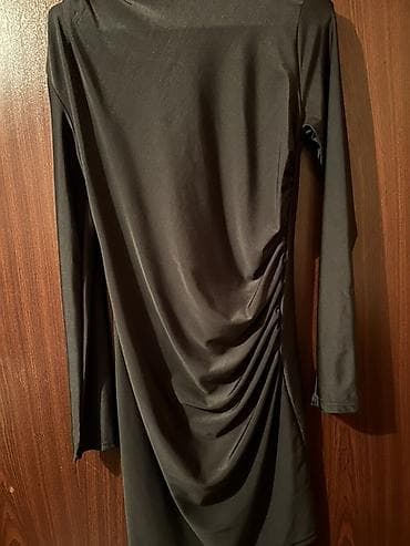 qara sade donlar: Qara rəngli ziyafət donu - Model: mini uzunluqda, bədənə oturur — 2