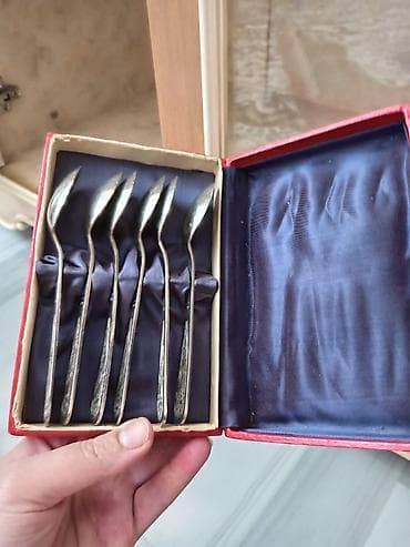 siqaret qabı: Satilir qasiqlar 6 eded qedmidi — 2