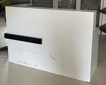 komputer setup: Məhsul: Resepsiyon/qarşılama masası Təsvir: - Rəng: ağ, ön paneldə — 1