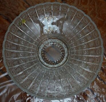 meyvə tərəvəz: Meyvə qabı Bohemia Tərkibi 24% massikot mineraldan (PbO) ibarət — 3