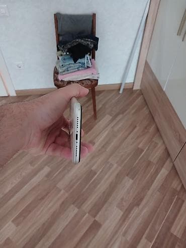 IPhone 11, Ağ, Face ID — 8