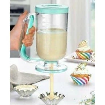 Alətlər: Biskvit xemirini qeliblere tökmek üçün ölçülü qab — 1