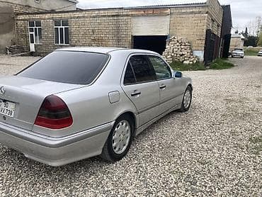 byd ikinci el: Mercedes-Benz C 230: 2.3 l | 1998 il Sedan — 2
