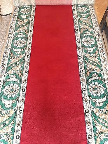 Digər idman və istirahət malları: Üç xalça satılır, yuyulub tərtəmizdir, deffekti yoxdur, az — 6