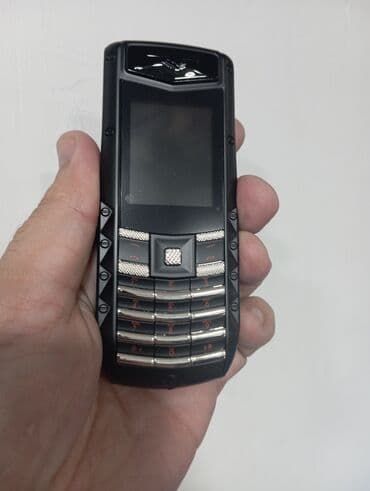 телефон fly cirrus: Vertu Signature Touch, 4 ГБ, цвет - Серебристый, Кнопочный — 6